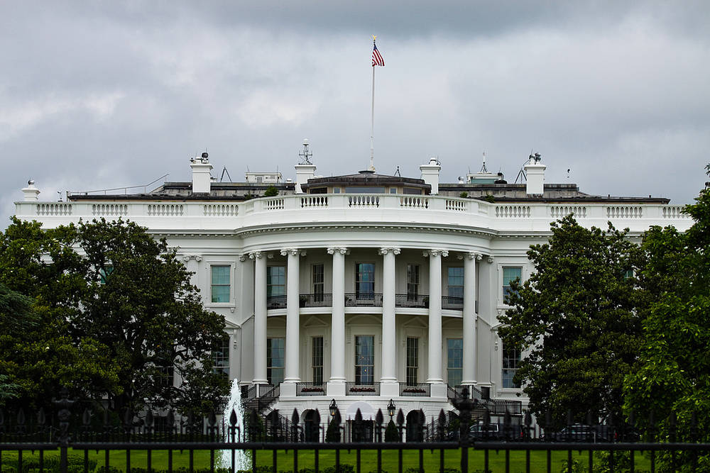 美参议院通过终止特朗普全面关税政策决议