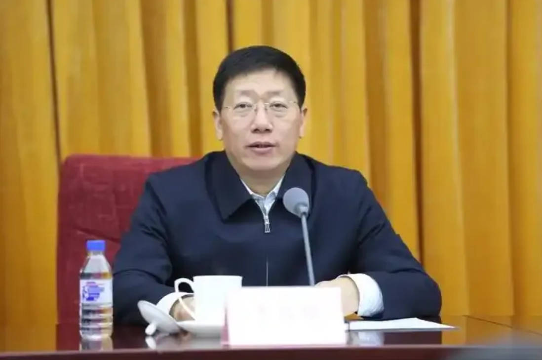 周一，中纪委连打“三虎”！